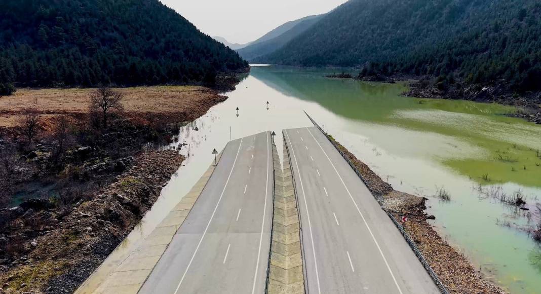 Konya-Antalya yolu sular altında kalmıştı! İşte son durumu 3